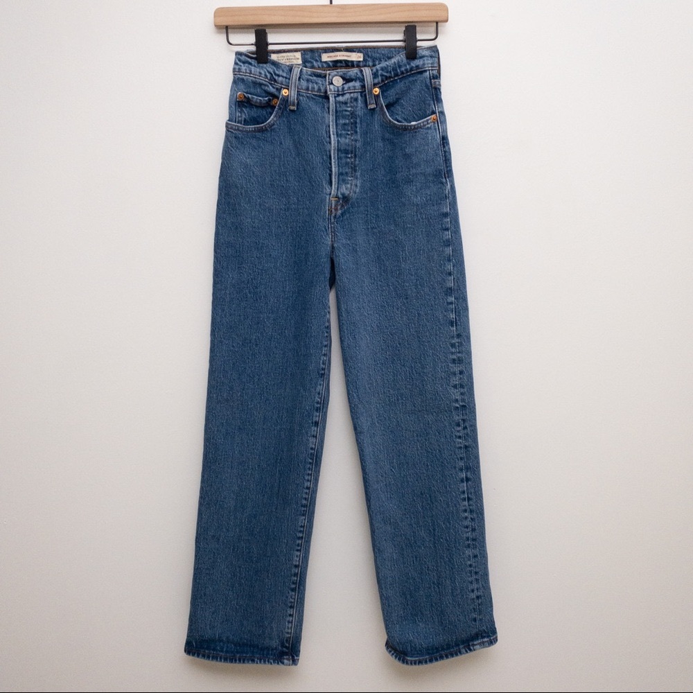 LEVI’S Ribcage Straight Jeans Georgie Medium Wash Size 26